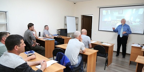Мастера участков распределительных электрических сетей «Россети Кубань» проходят переподготовку в энергоинституте 